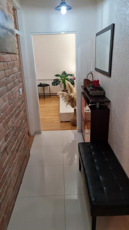 South 2 Osijek Apartment Екстериор снимка