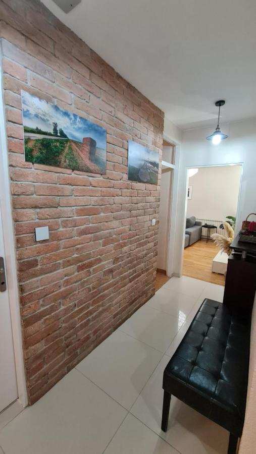 South 2 Osijek Apartment Екстериор снимка