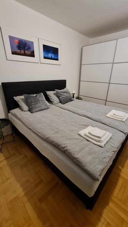 South 2 Osijek Apartment Екстериор снимка
