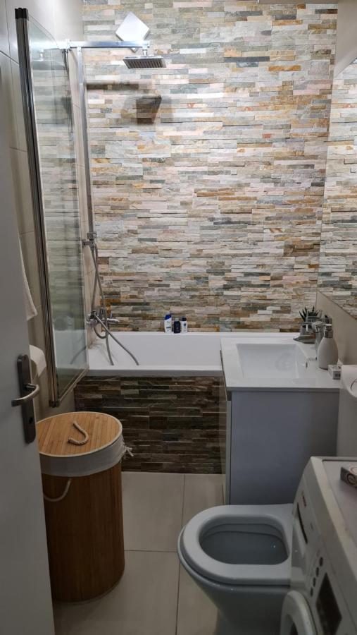 South 2 Osijek Apartment Екстериор снимка